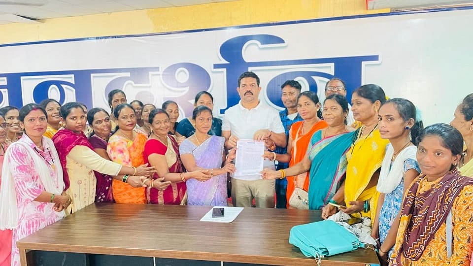 Mitanins raised questions on BJP promises MLA Mandavi wrote a letter to CM in Bijapur