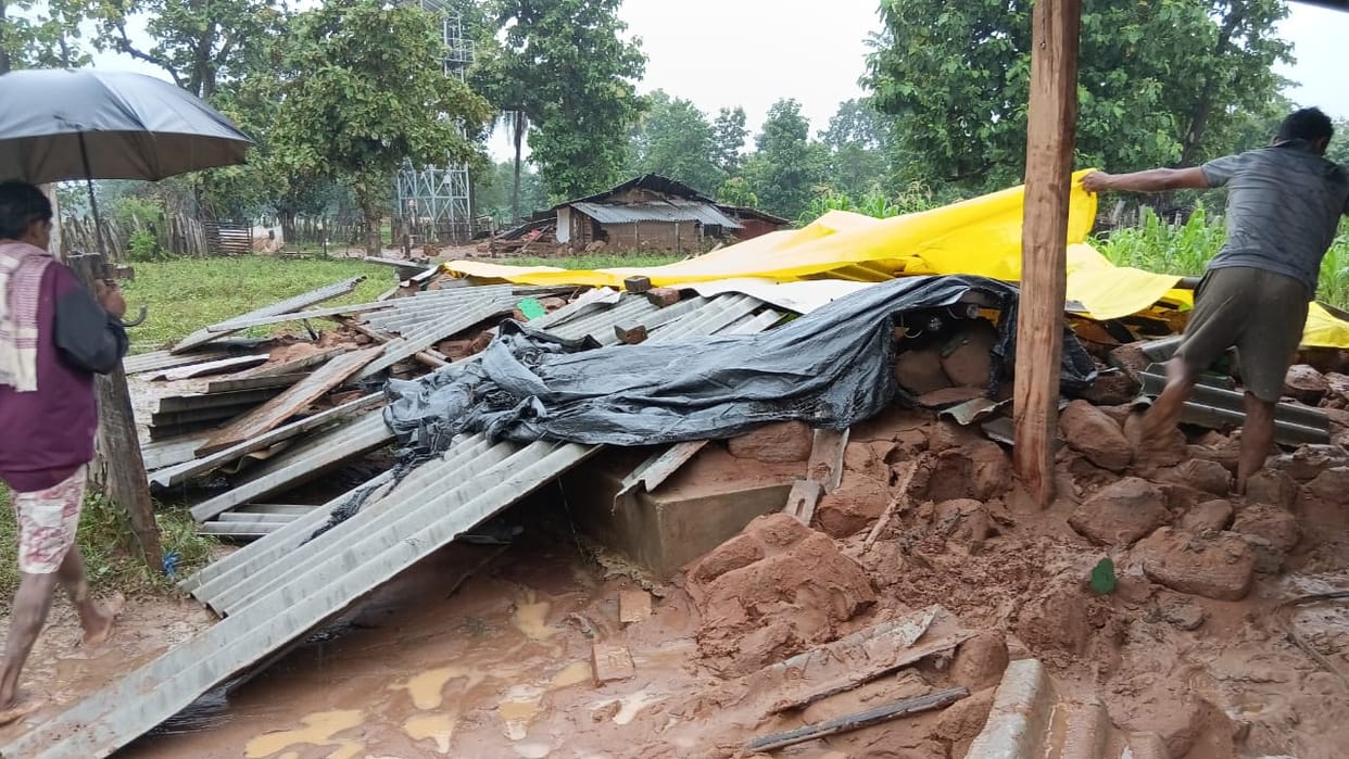 23 houses collapsed due to torrential rain in Bhairamgarh