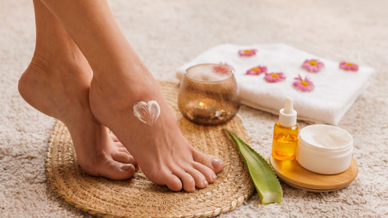 Foot Care Tips Know Why Foot Cream is Important Benefits Uses In Hindi