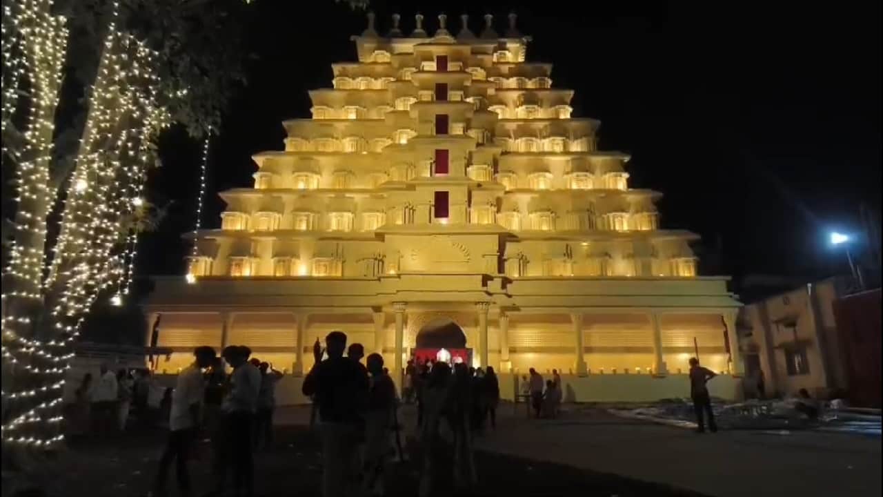 Pandal of Katghora Ke Raja is 111 feet high