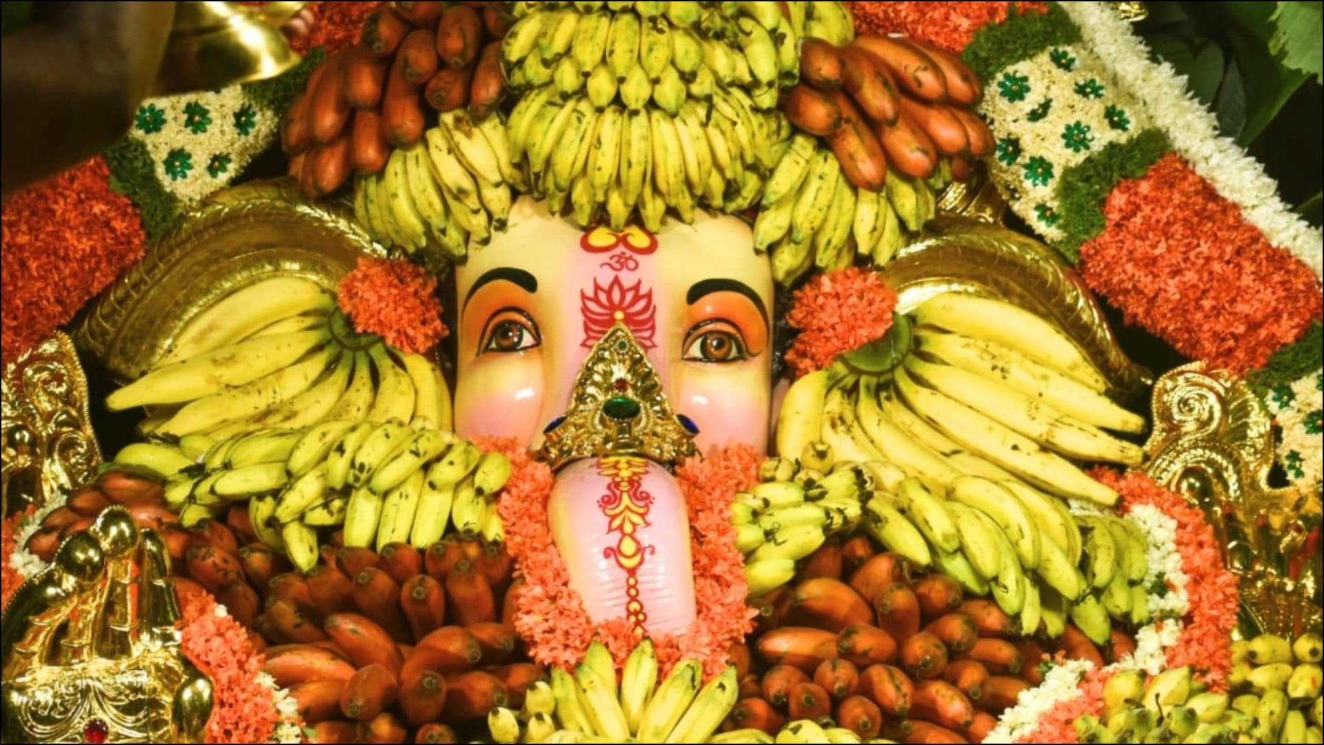 Sakat Chauth 2026 Famous Ganesh Temples to visit and Pray for Children’s Long Life