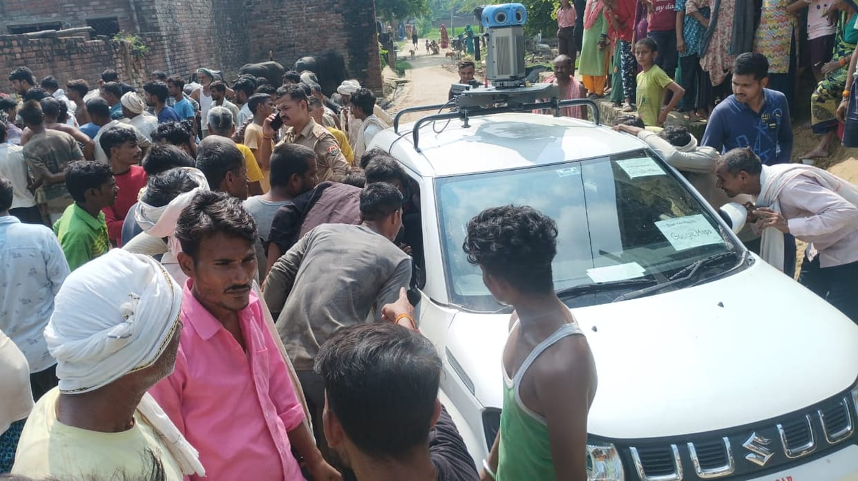 Kanpur Villagers beat up Google Map employees mistaking them to be thieves police somehow rescued them