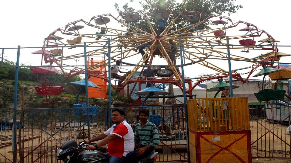 Ek Sham Atal Ke Naam on September 11 at  Shridauji Maharaj Mela Hathras