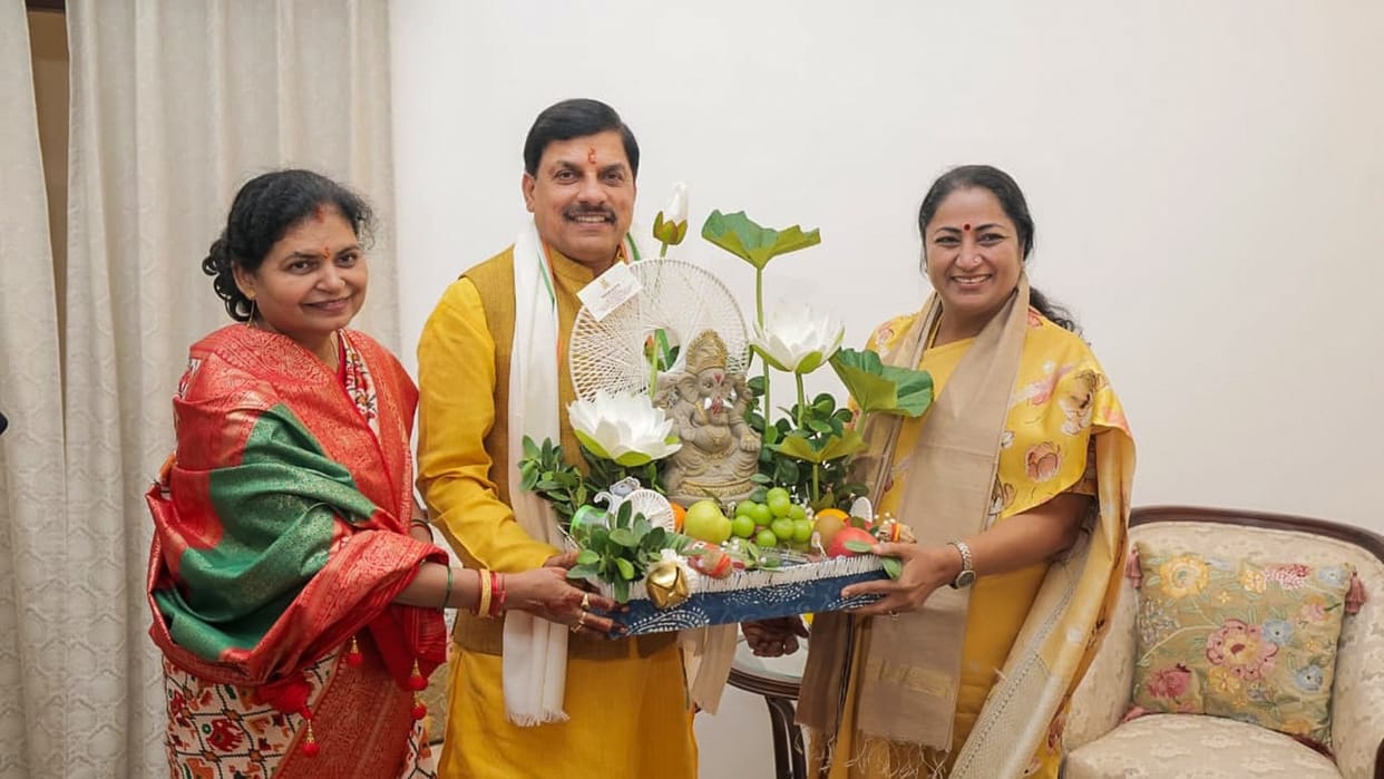 CM mohan Yadav did griha pravesh in new house in Delhi, Delhi Chief Minister Rekha Gupta became guest