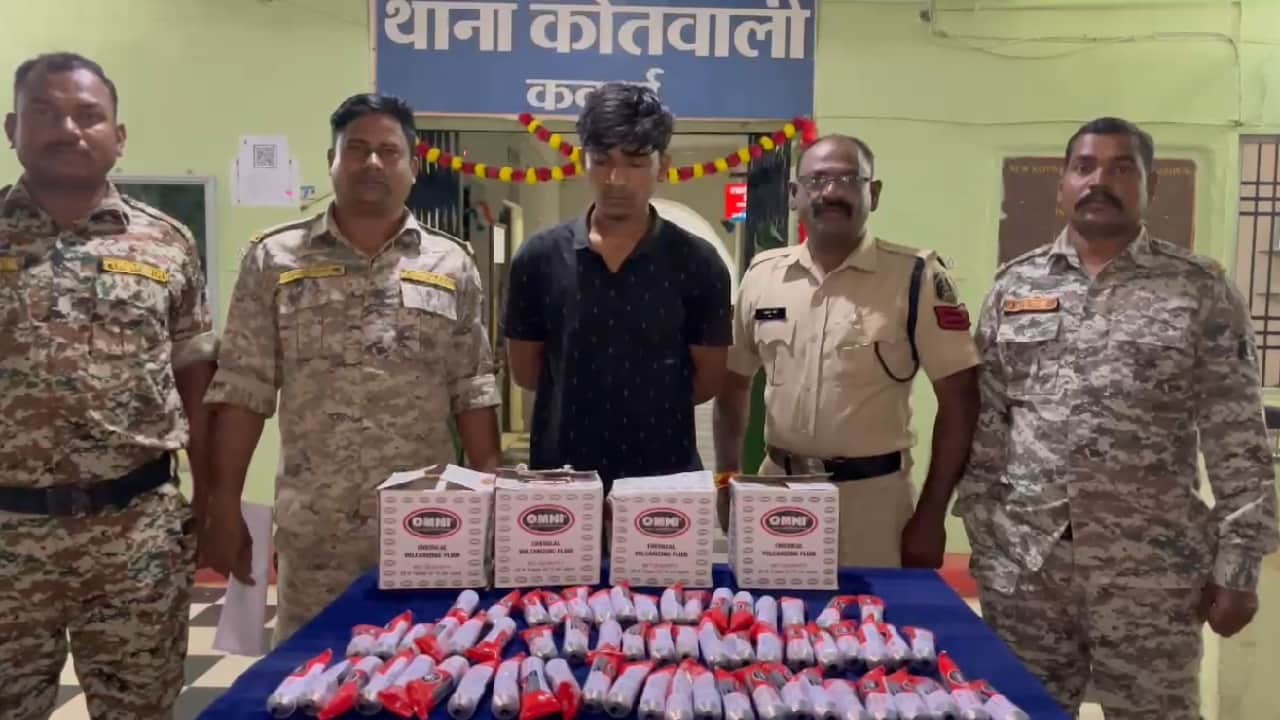 पुलिस की गिरफ्त में आरोपी