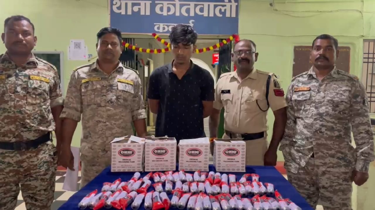 पुलिस की गिरफ्त में आरोपी
