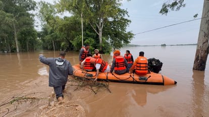 Punjab Floods Update: 1400 Villages Submerged, 4.5 Lakh People Affected, 37 Dead, IMD Rain Alert