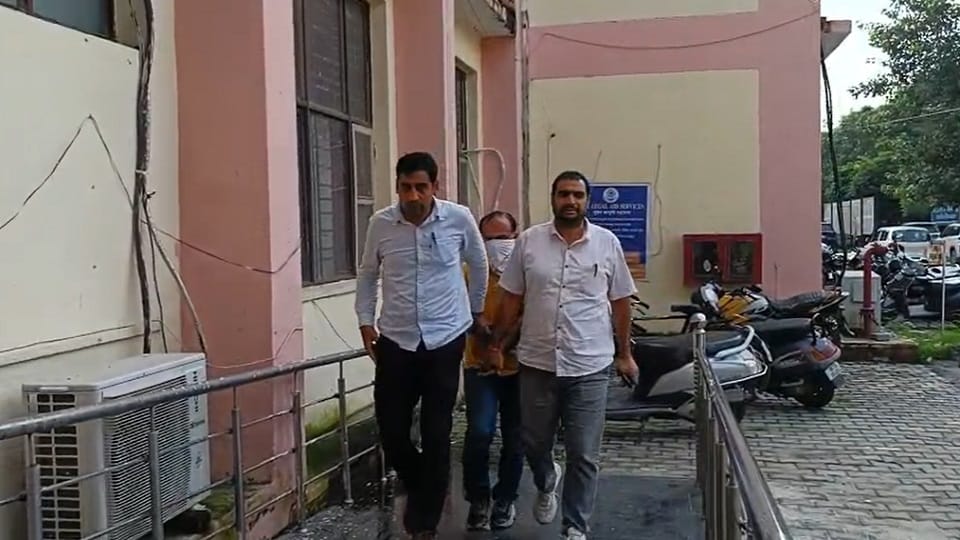 Central manager of ESIC dispensary arrested with bribe