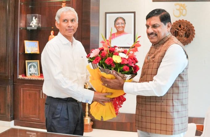 MP News: Chief Secretary Anurag Jain got one year extension in Madhya Pradesh, CM congratulated him