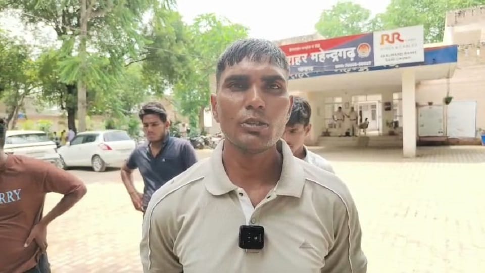 Theft in broad daylight in Mahendragarh