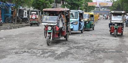 Kanpur CM Grid only pits were dug in eight months not single road built construction completed in 18 months