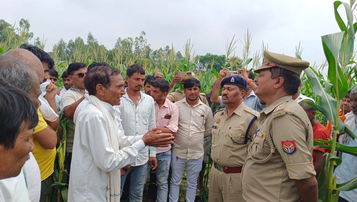 Unnao The body of a youth missing for nine days was found in his uncles field family murder alleged