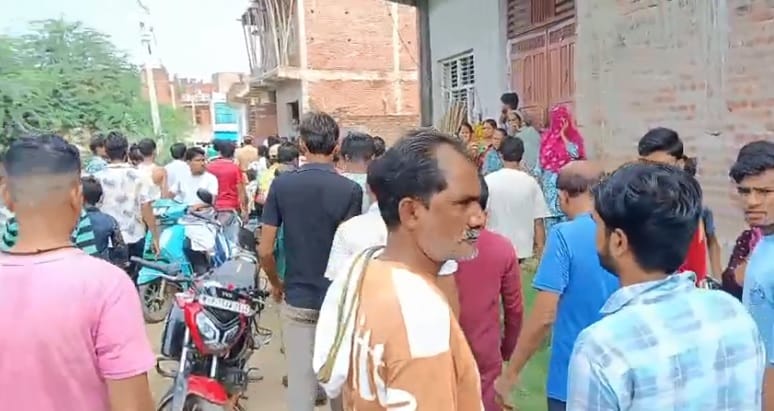 Etawah Body of a child found on the roadside dogs were scratching it deep cut mark on the neck