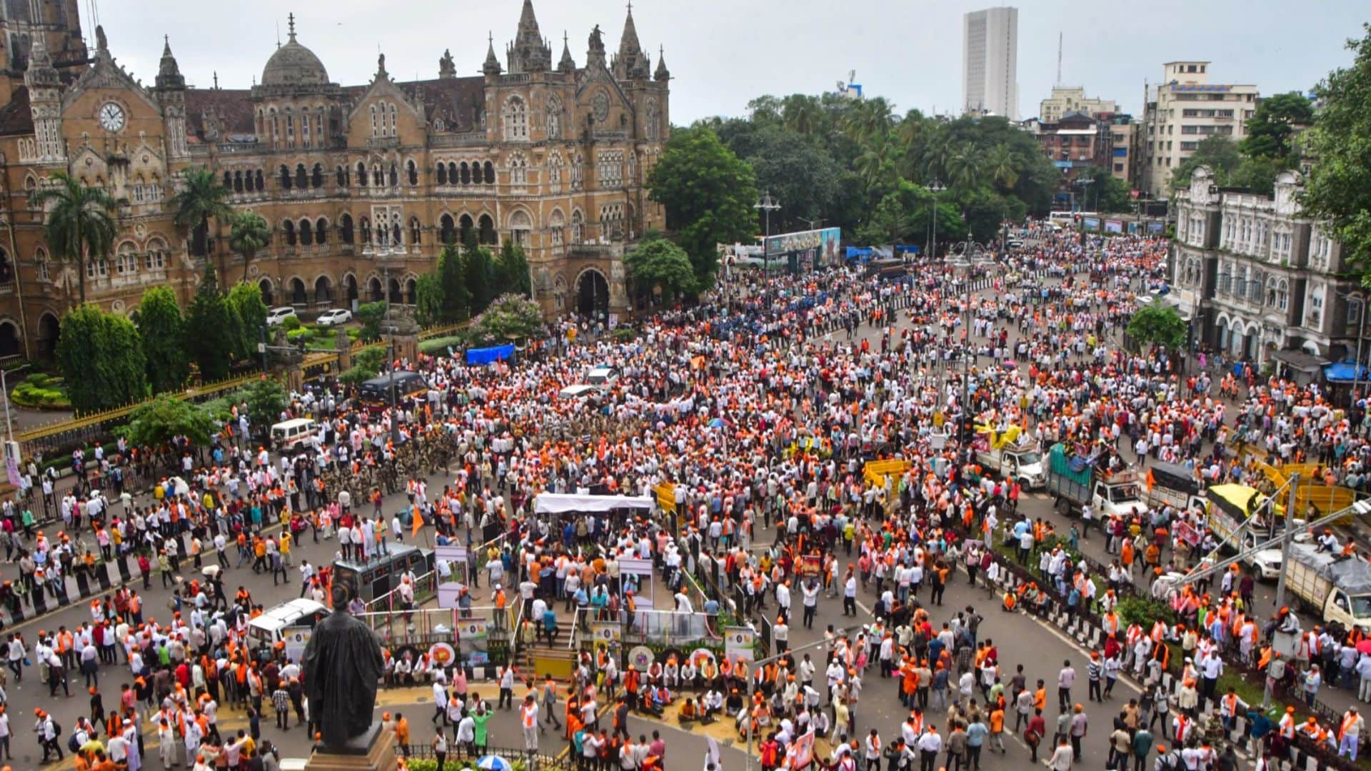 Manoj Jarange was a spark, Sharad-Uddhav turned it into a volcano; OBC leaders angry over hunger strike