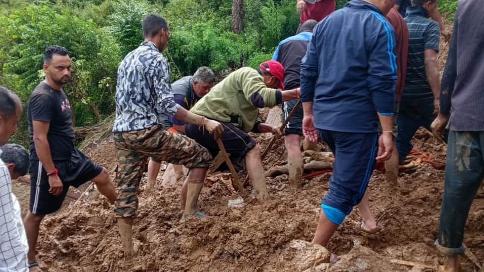 Chamoli Extreme Rainfall two storey house collapsed due to landslide in Mopata village couple buried and died