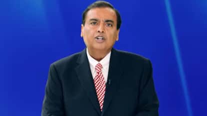 RIL Revenue March Profit Rises Quarter Mukesh Ambani Emphasize Door-to-Door Connectivity Akash on Jio Vision
