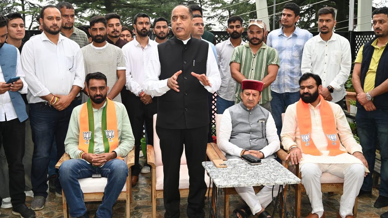 Shimla News Newly appointed BJYM President Dr Sunny Shukla welcomed in Deepakmal