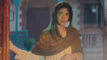 Songs Of Paradise movie Review soni razdan saba azaad based on kashmir first female singer raj begum