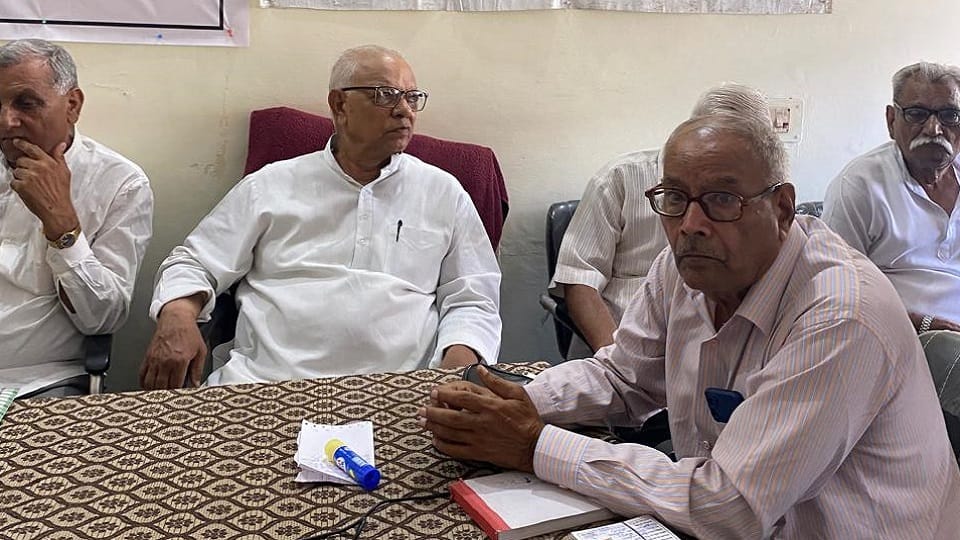 Meeting of Retired Employees and Teachers Pensioner Association