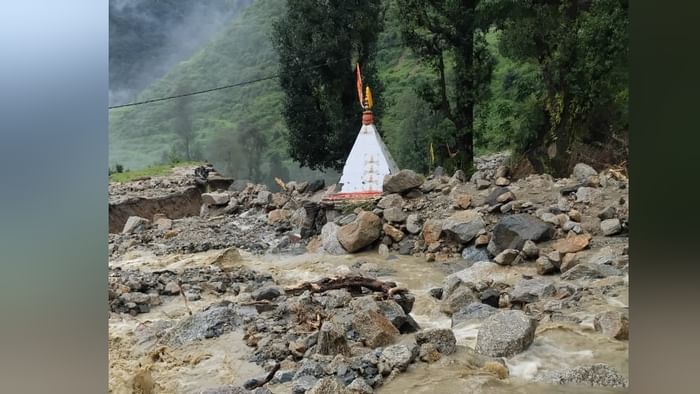 Cloud burst in Tehri Genwali Village debris stoppage of flow of Bhagirathi lake formed temples buried