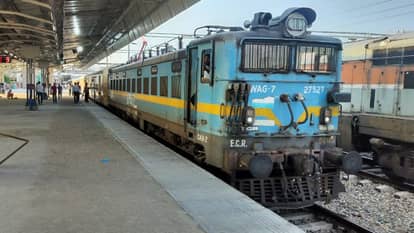 Special train will run between Saharanpur and Lucknow with a halt at Roorkee railway station