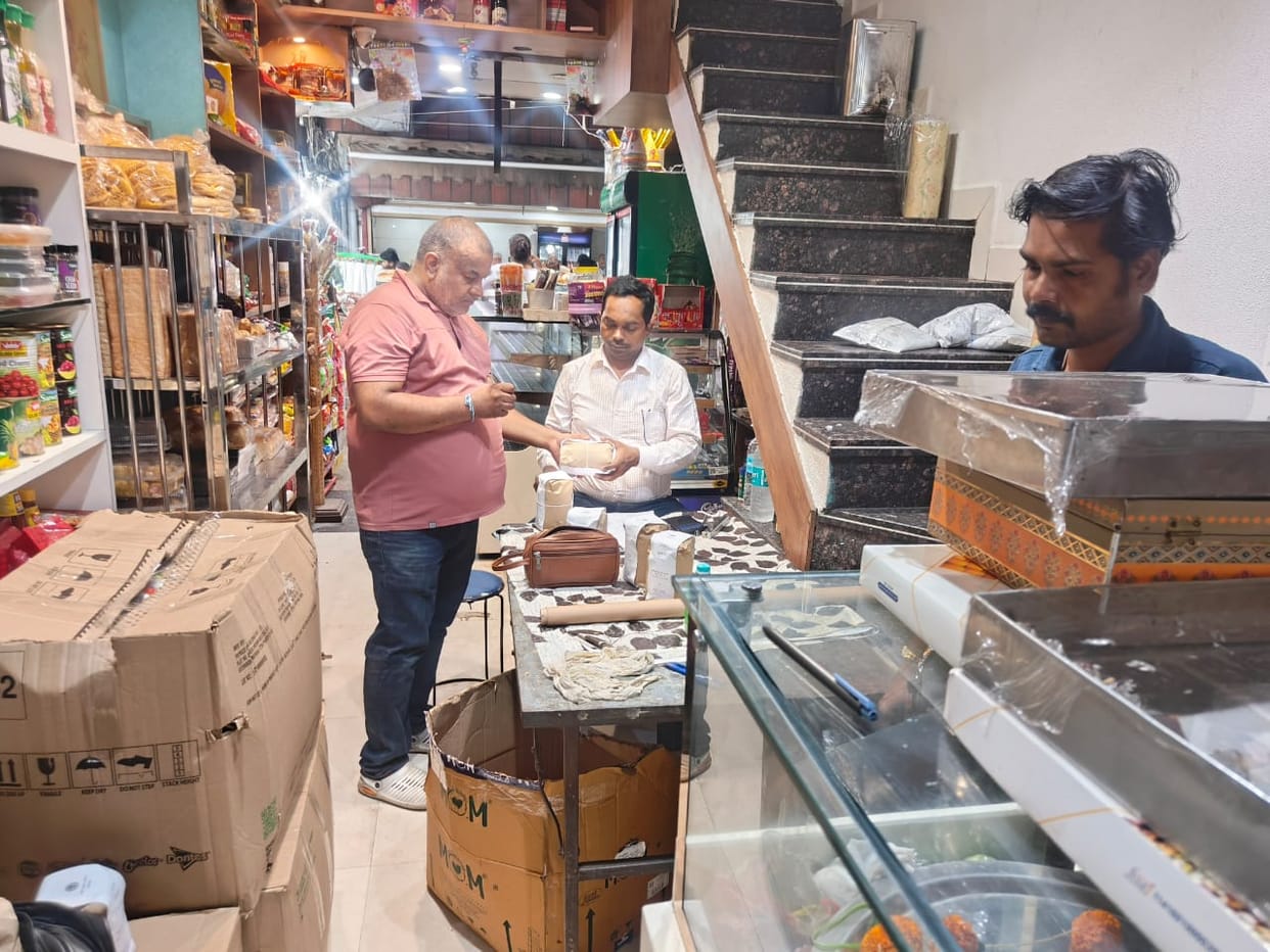 Bhopal: Food Safety Department raided bakeries and food establishments, seized 29 kg mawa and 11 kg cheese