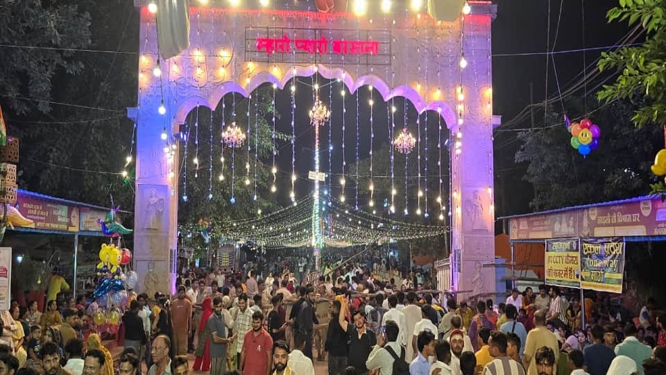 Excitement in Radharani temple in Barsana Mathura for Radhastami