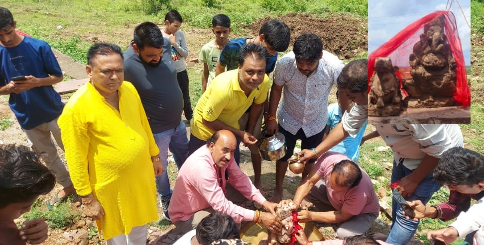 Ganesh Chaturthi Special 2025 Ganesha idol found during excavation in Patharia assembly constituency of Damoh