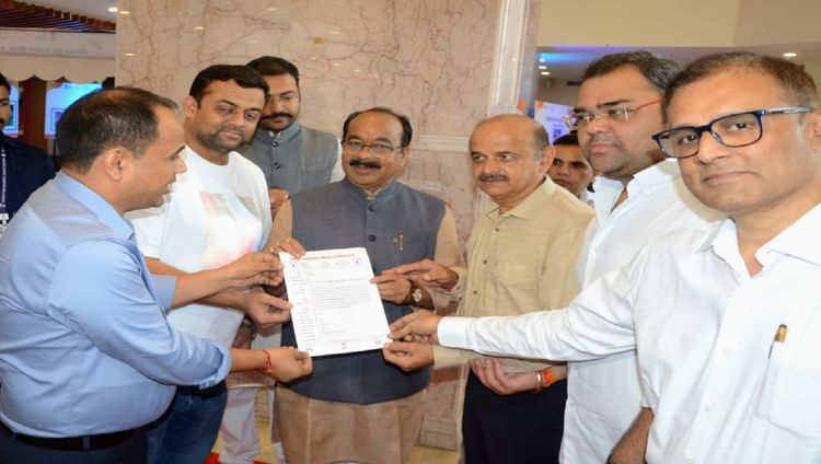 रायपुर में 'नो हेलमेट-नो पेट्रोल': पंप एसोसिएशन 1 सितम्बर से शुरू करेगा अभियान, डिप्टी CM साव को सौंपा ज्ञापन