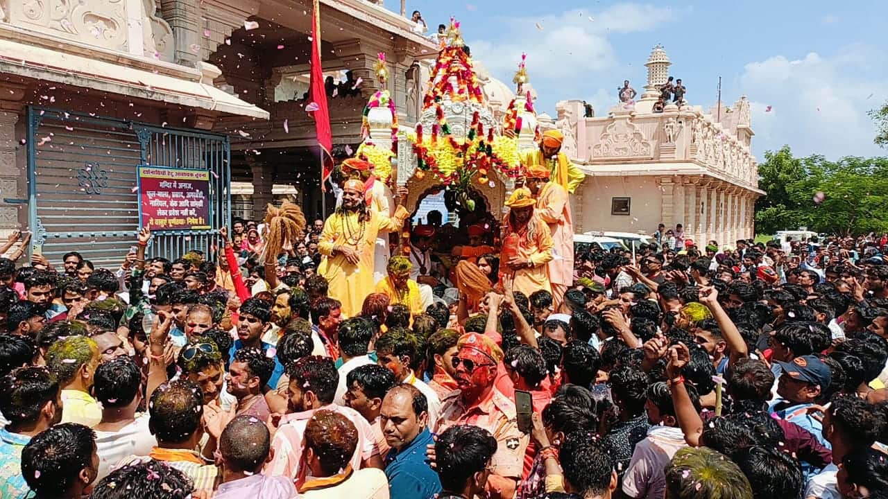 Jaljhulani Ekadashi 2025: 20 Lakh Devotees to Join Sanwaliya Ji Rath Yatra in Chittorgarh News in Hindi