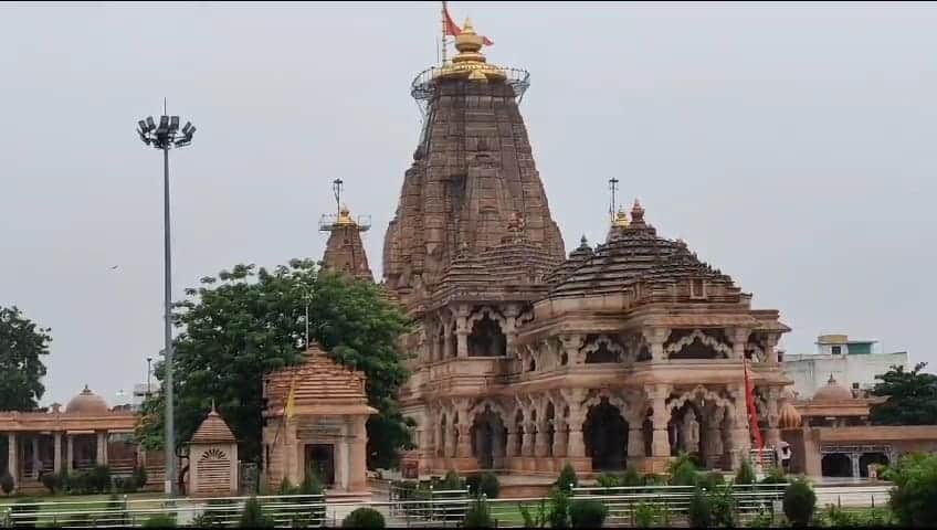 Jaljhulani Ekadashi 2025: 20 Lakh Devotees to Join Sanwaliya Ji Rath Yatra in Chittorgarh News in Hindi
