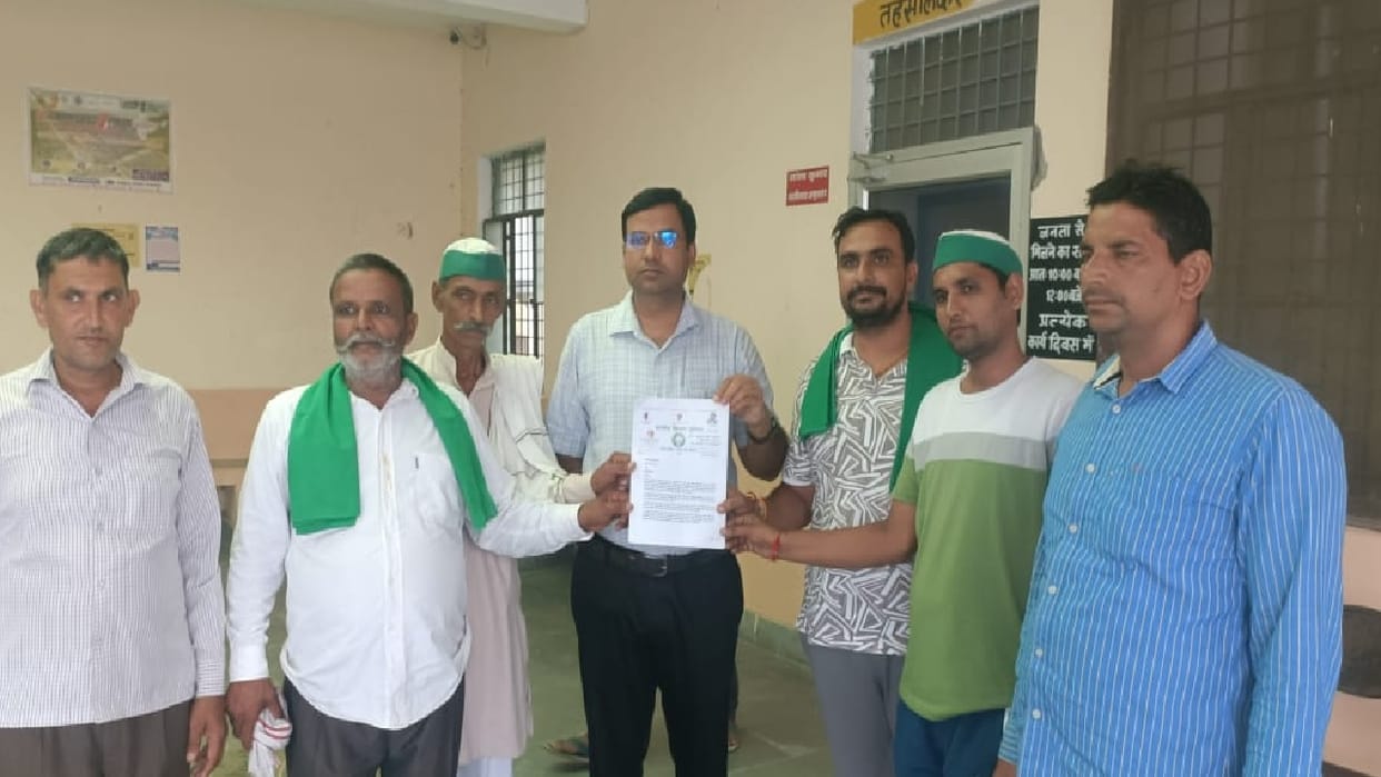 Farmers 40 KM walk from First September in Bulandshahr