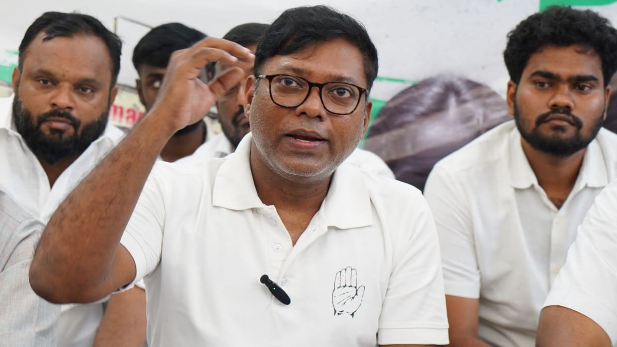 Tamil Nadu Congress Sasikanth Senthil indefinite fast continues accuses Centre of stopping SSA funds