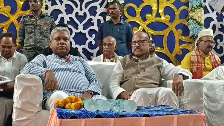 Bihar Election 2025: हम का शक्ति प्रदर्शन, महागठबंधन पर बरसे मंत्री संतोष सुमन, कहा- पंचर हो चुका है टायर