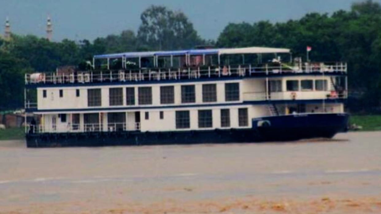 MV Rajmahal Cruise will reach Kashi after 21-day journey from Kolkata tourists from many countries