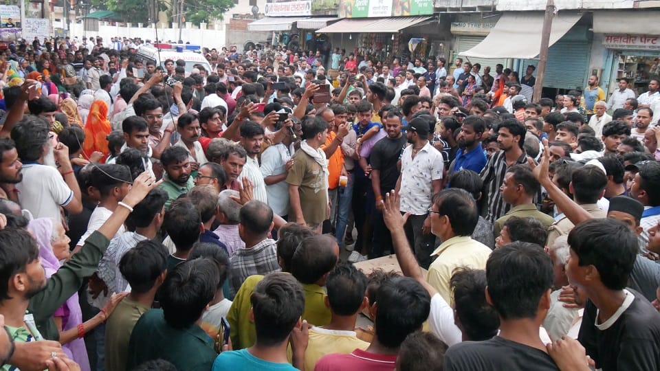 dead bodies of Vaishno Devi landslide in jammu victims reached Agra