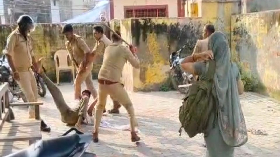 soldier beaten up by the police personnel