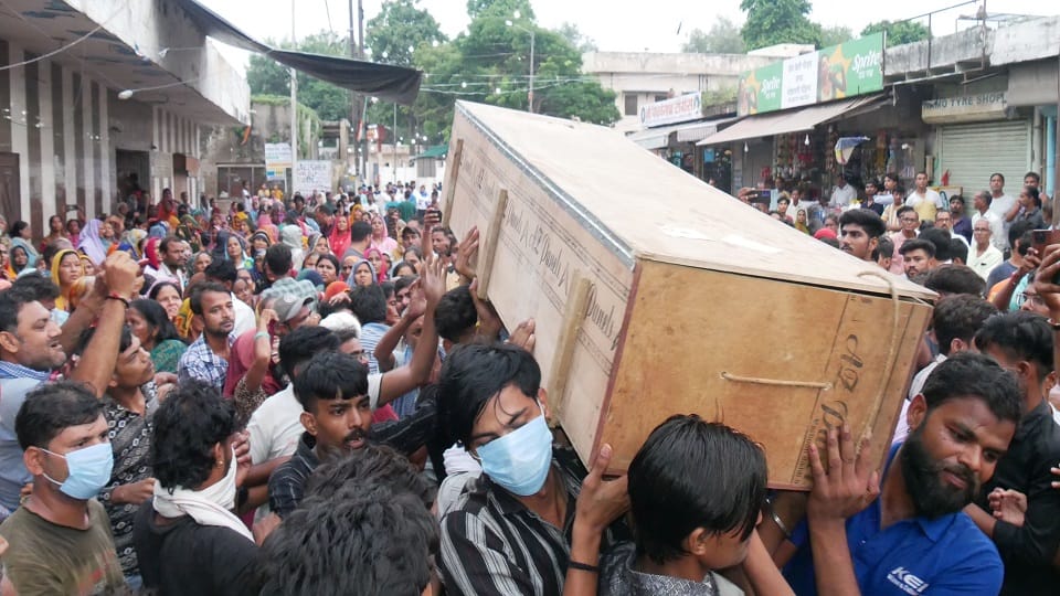 dead bodies of Vaishno Devi landslide in jammu victims reached Agra