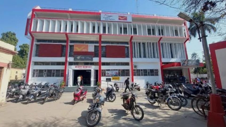 Booking service for parcels from Aligarh to America stopped