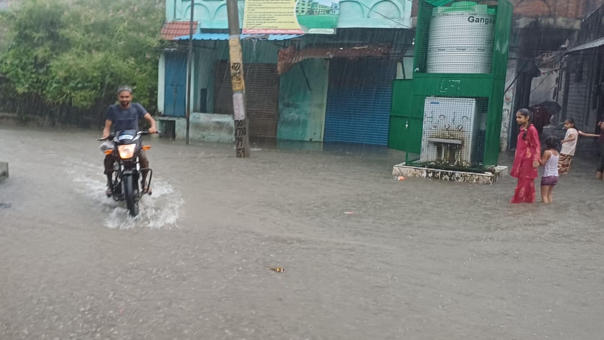 Heavy rainfall affected life flood situation in Pilibhit