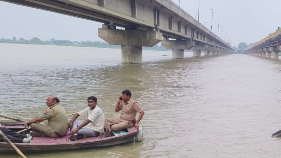 Kanpur Murder Case Car Driver Beheaded Body Found Near Ganga Accused Confess to Killing and Dumping