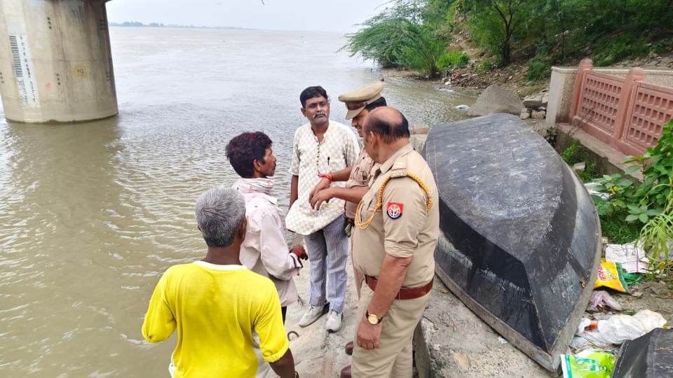 Murder in a love affair in Kanpur Head chopped off with a chopper while dancing in a party made video