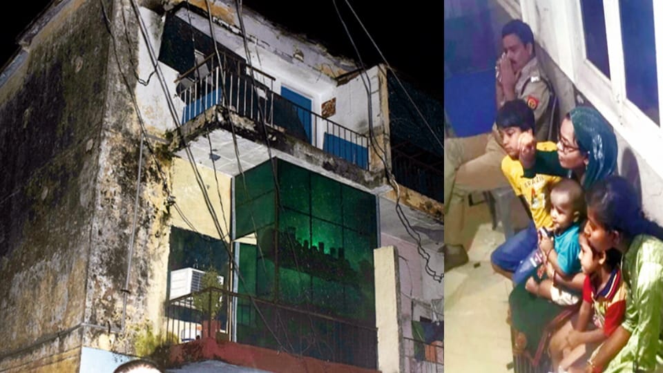 Meerut Police Line Quarters Roof Collapse: 8 Family Members Trapped, 3 Children Injured