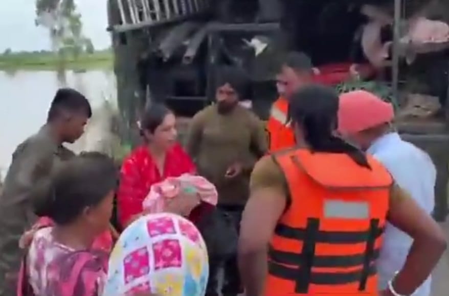 29 people died in Punjab in flood Army saved 15-day-old girl Red alert issued