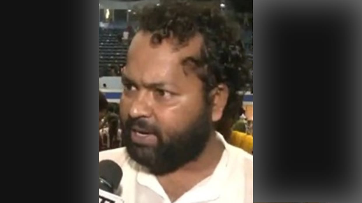 Bengal: Key face of protesting teachers alleges police assault