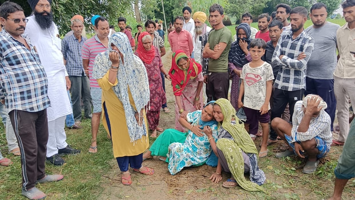 man found dead near Jhala the family members alleged murder in Shahjahanpur