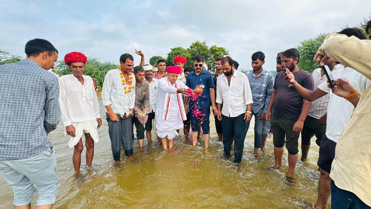 News: Rupa River Flows Again After 50 Years in Ajmer; Union Minister Bhagirath Choudhary Performs Rituals
