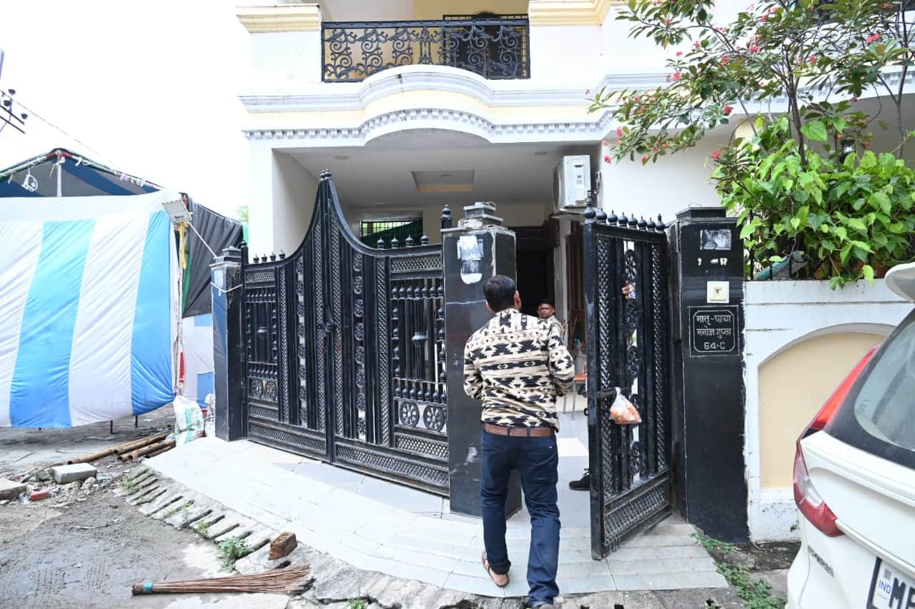 MP News: Big action by Income Tax Department in Bhopal, Indore and Mumbai, raids on drug suppliers' hideouts