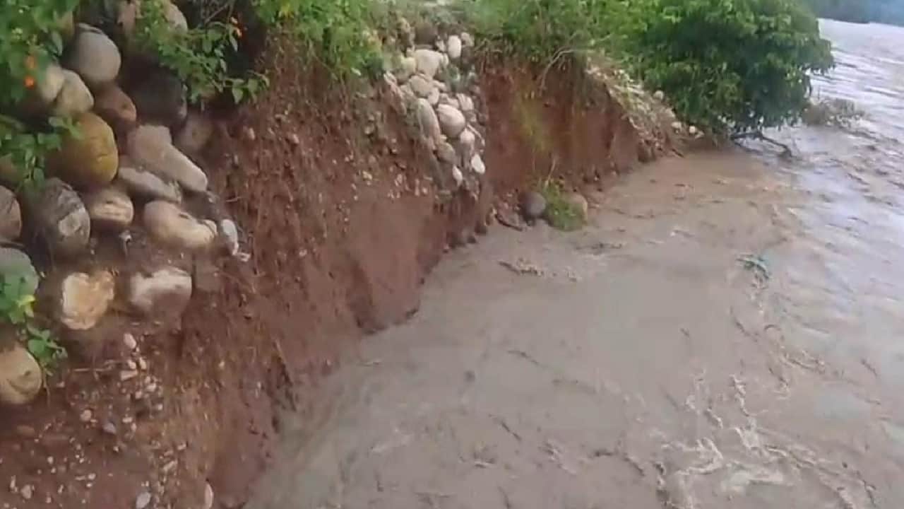 Heavy Rain Havoc in Haryana and Himachal Landslide on Shimla-Kalka Track