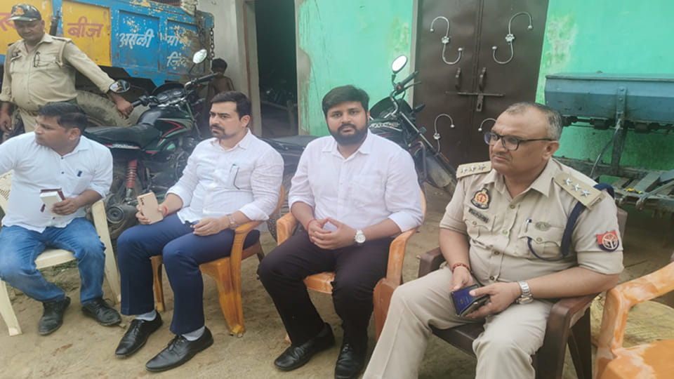 Banda: house of accused in the case of Misdeeds and murder of an innocent child was demolished with bulldozer
